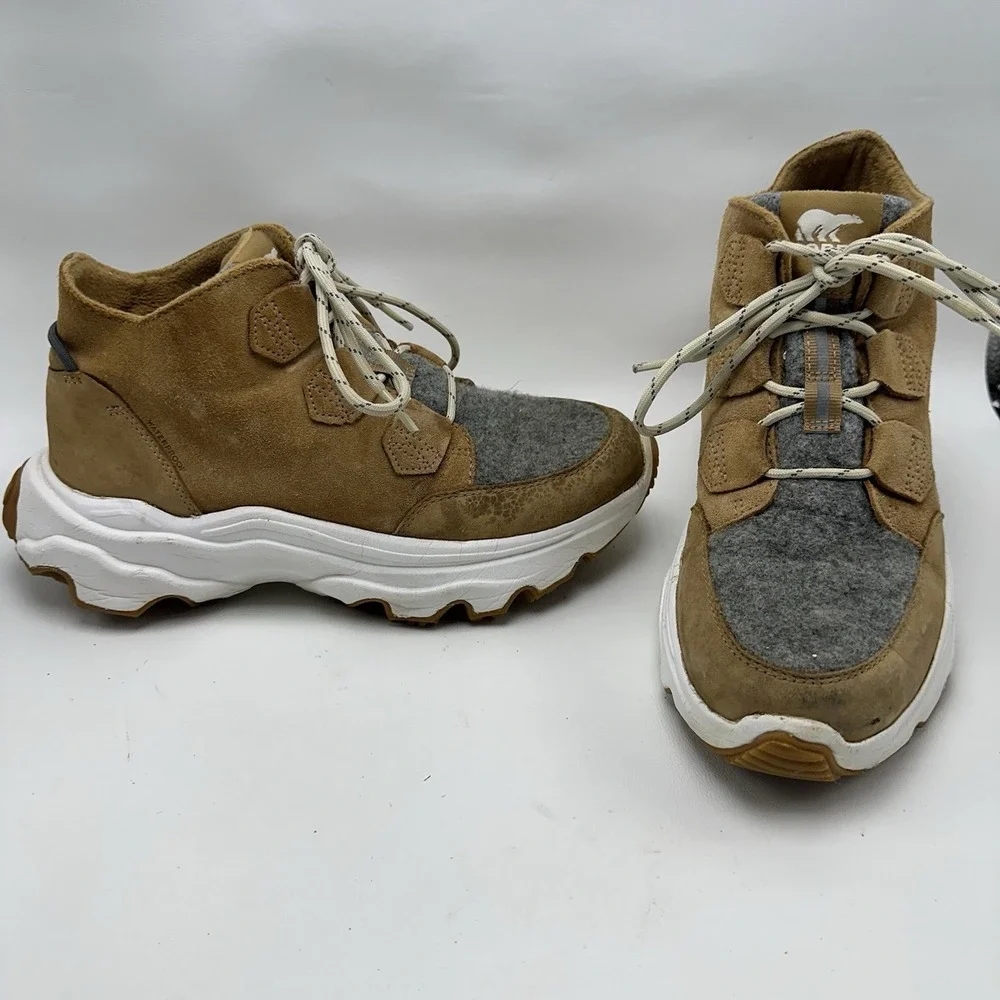 Sorel Kinetic Breakthru Caribou Brown Suede‎ Boots Women's Size 7.5